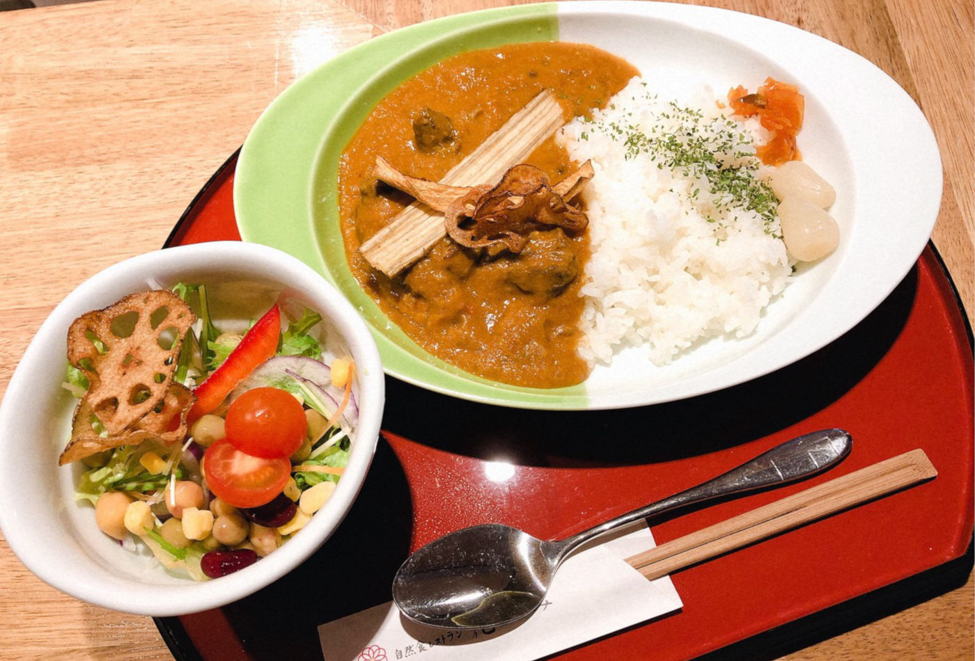 野菜たっぷりカレーライス（ランチメニュー）